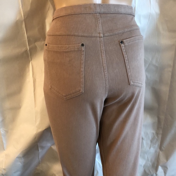 2 for $10 Leggings designed as Jeans in Tan color. Very comfy size L/G (12/14) - Picture 5 of 8